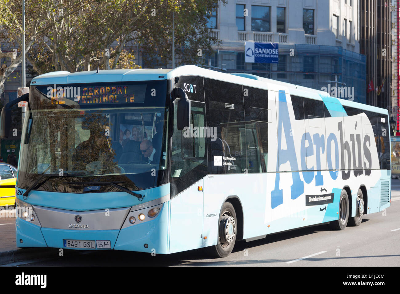 Aerobús, bus pour l'aéroport, Place de Catalogne, Barcelone, Espagne Banque D'Images