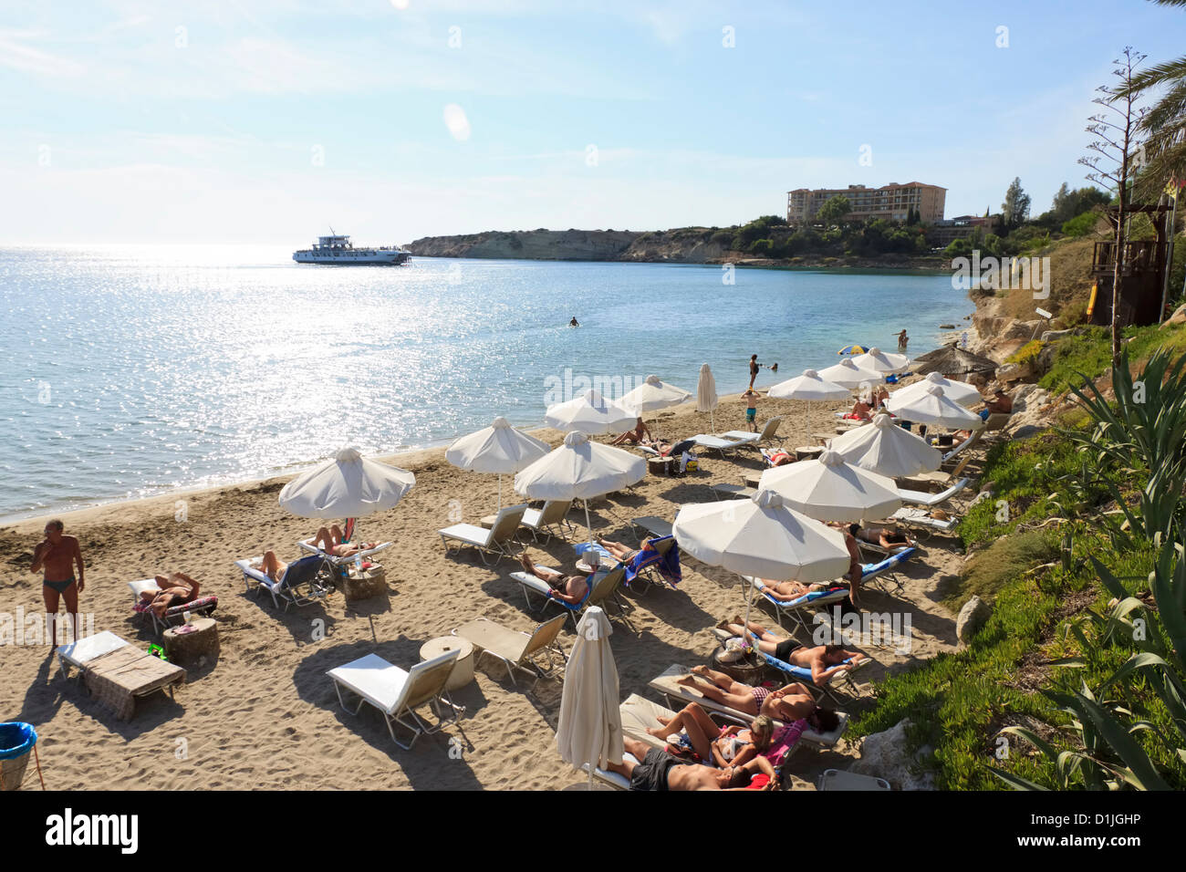 La plage de Coral Bay, Paphos, Chypre Banque D'Images