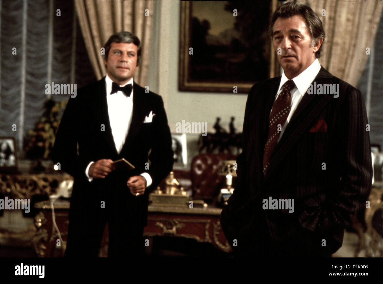 Tote Dormir Besser Big Sleep, Oliver Reed, Robert Mitchum noch kann Marlowe (Robert Mitchum, r) Eddie Mars (Oliver Reed) Banque D'Images