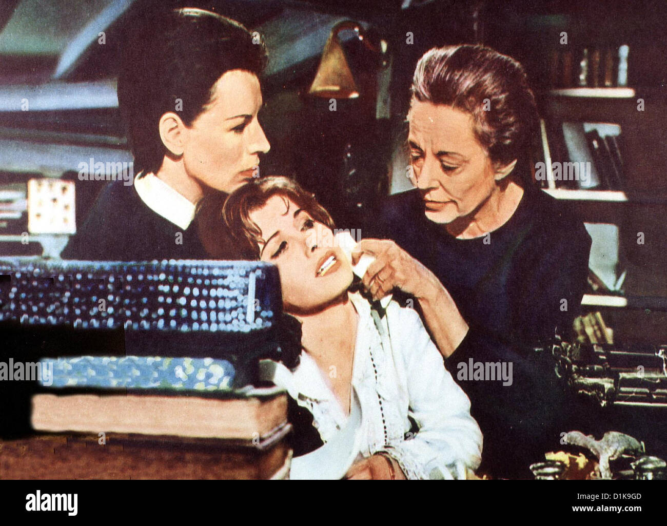 Fanatic mourir ! Die ! Ma chérie ! Yootha Joyce, Stefanie Powers, Tallulah Bankhead Mme Trefoile (Tallulah Bankhead, r) entfuehrt Banque D'Images