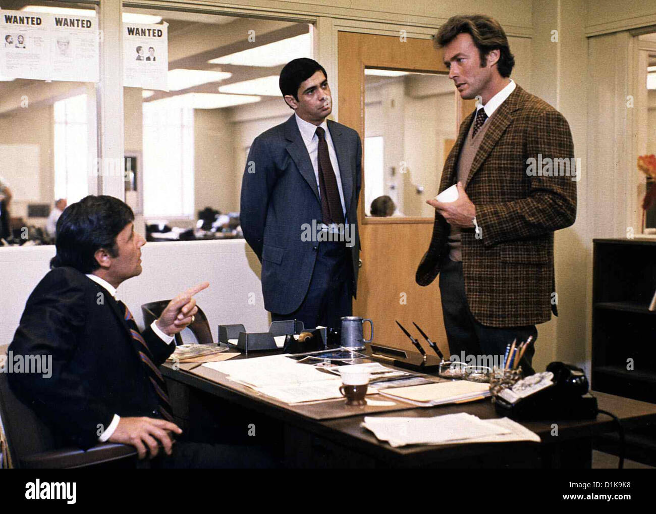 L'inspecteur Harry l'Inspecteur Harry Harry Guardin, Reni Santoni, Clint Eastwood Harry Callahan (Clint Eastwood) von Kollegen nur 'Dirty Banque D'Images