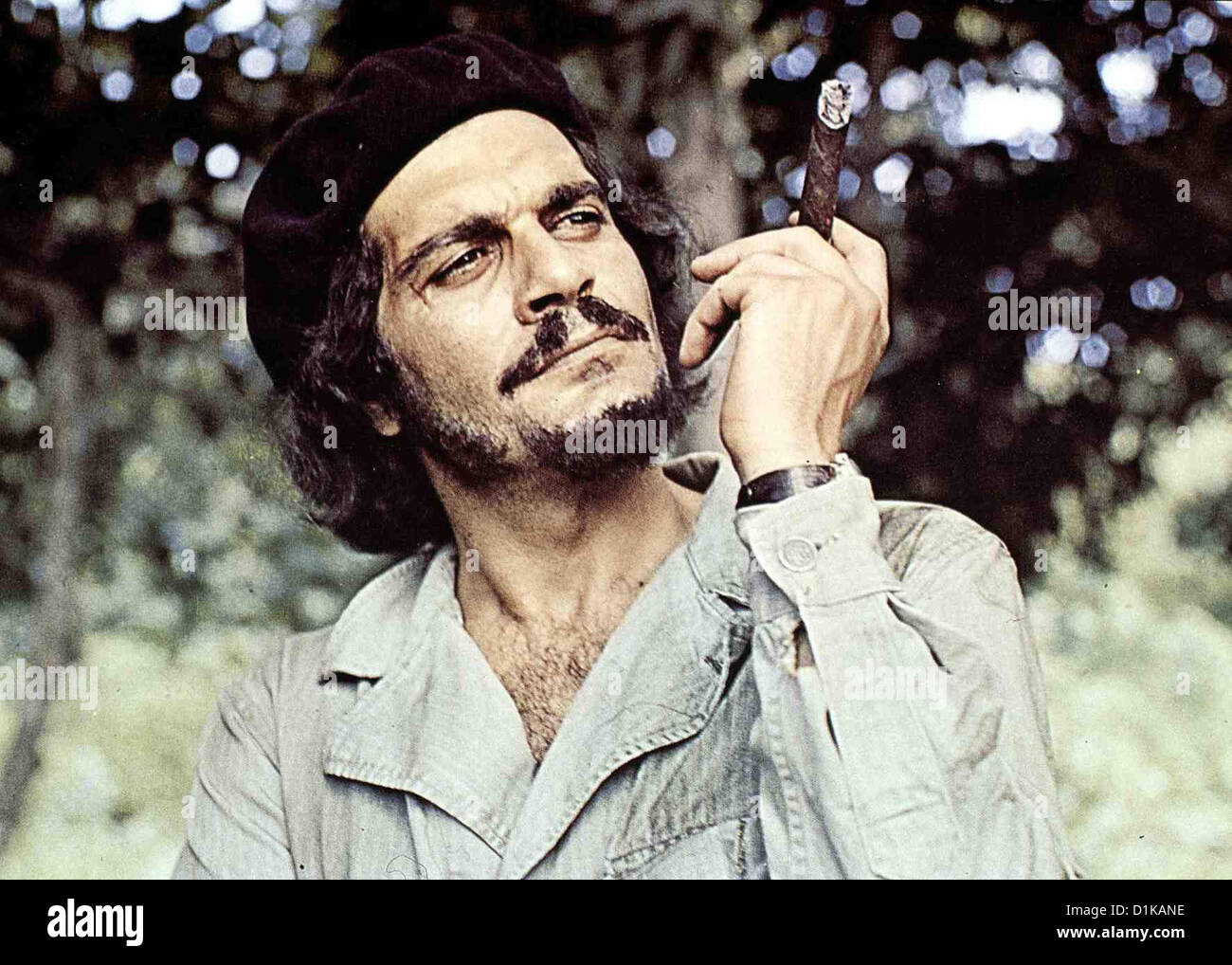 Che ! Che ! Omar Sharif Schließ'lich geht Che Guevara (Omar Sharif) nach Bolivien, wo er dann ums Leben kommt. *** Les Banque D'Images
