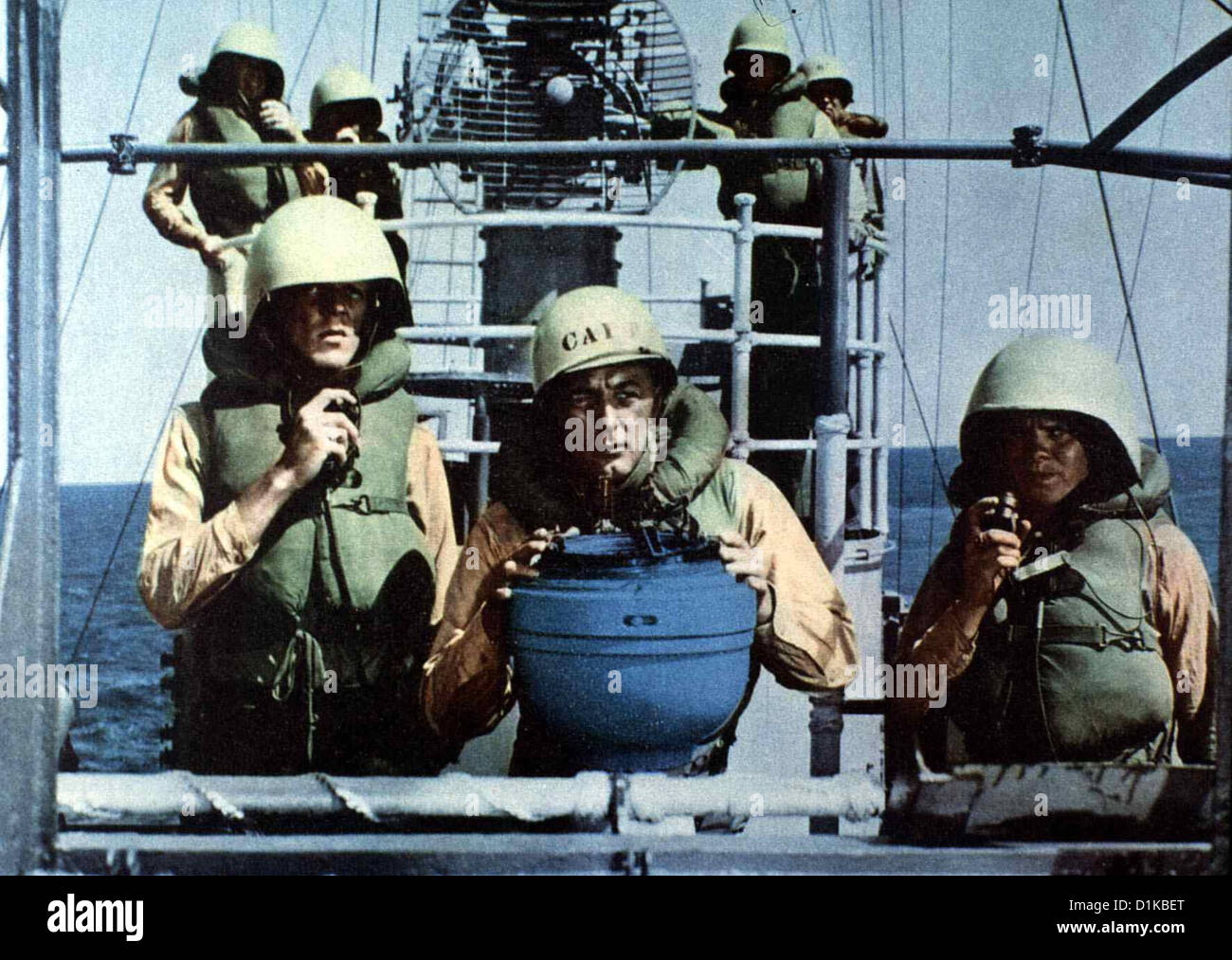 Duell im Atlantik ennemi ci-dessous le capitaine Robert Mitchum Murrell (Robert Mitchum,m), des Zerstoerers Kommandant 'USS Haynes', Banque D'Images