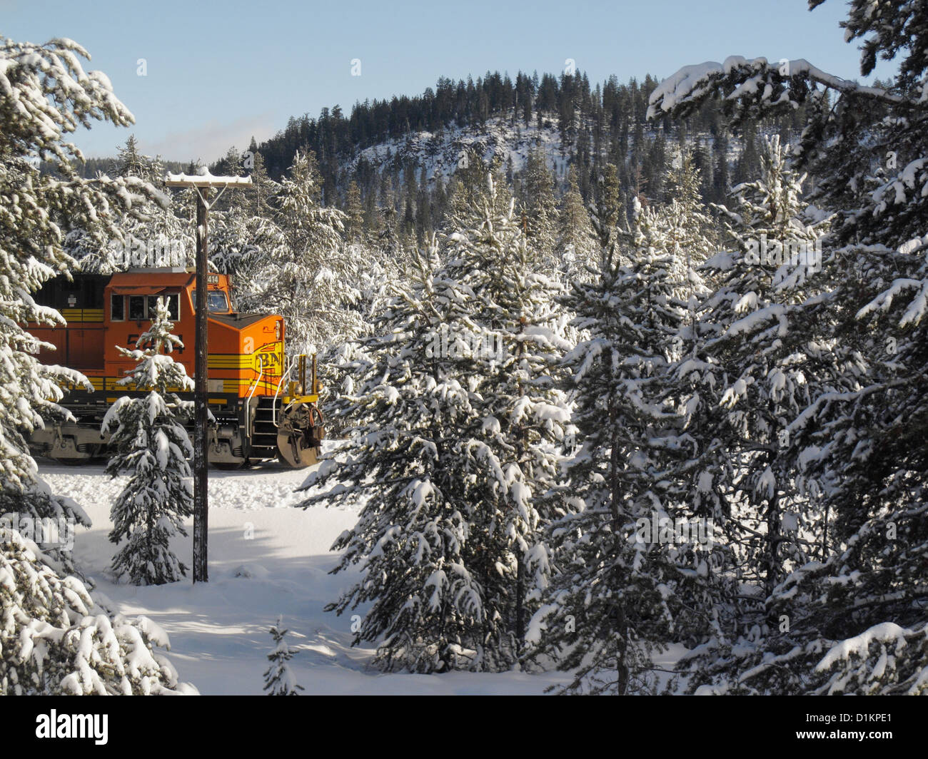 La Burlington Northern Santa Fe (BNSF) fret moteur avec chasse-neige 121218 x1761 Banque D'Images
