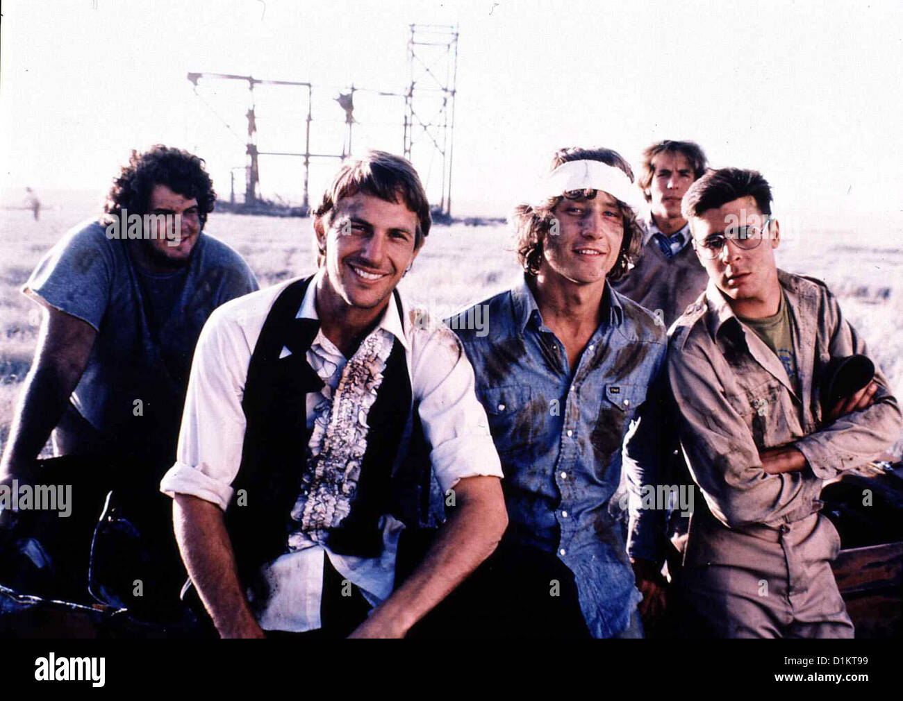 Fandango Fandango Chuck Bush, Kevin Costner, Sam Robards, Brian Cesak, Judd Nelson am Ende des Sommers droht die den Jungs Banque D'Images