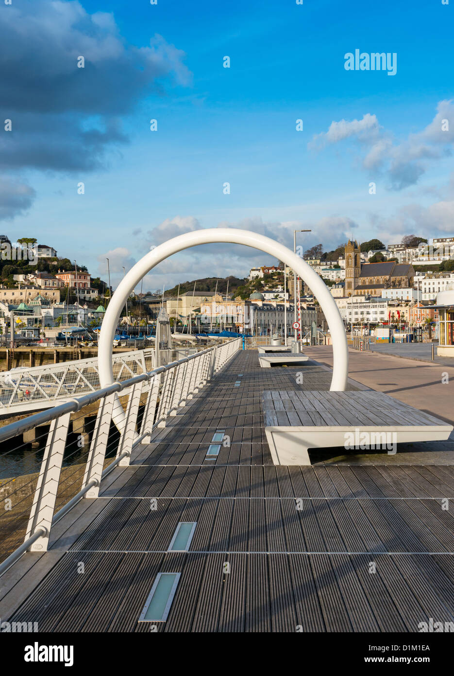 Passerelle sur quai de port intérieur de Torquay Devon, Angleterre Banque D'Images