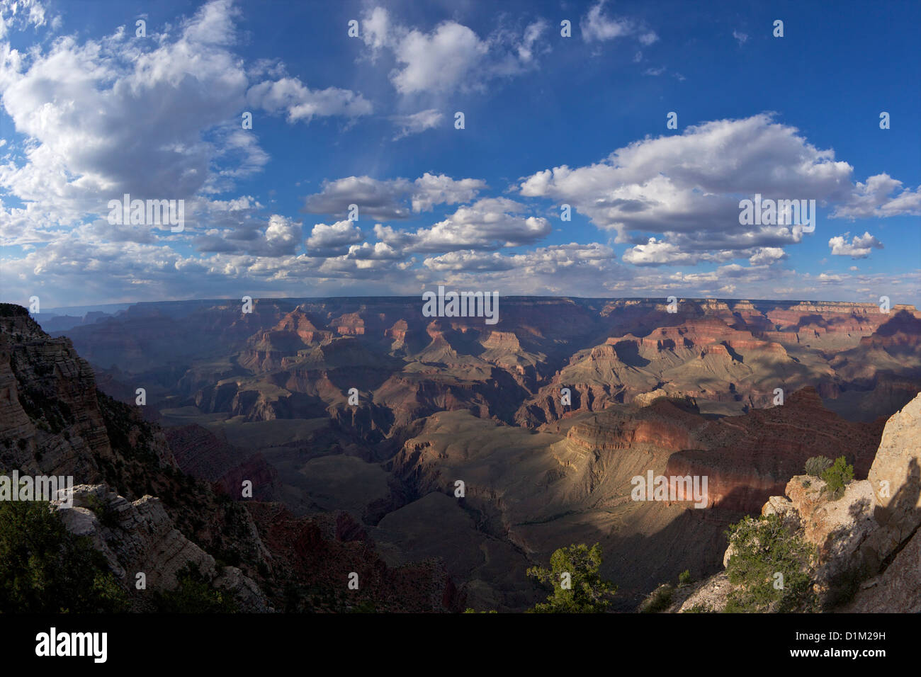 Grand Canyon vu de Mather Point, South Rim, le Parc National du Grand Canyon, Arizona, USA Banque D'Images
