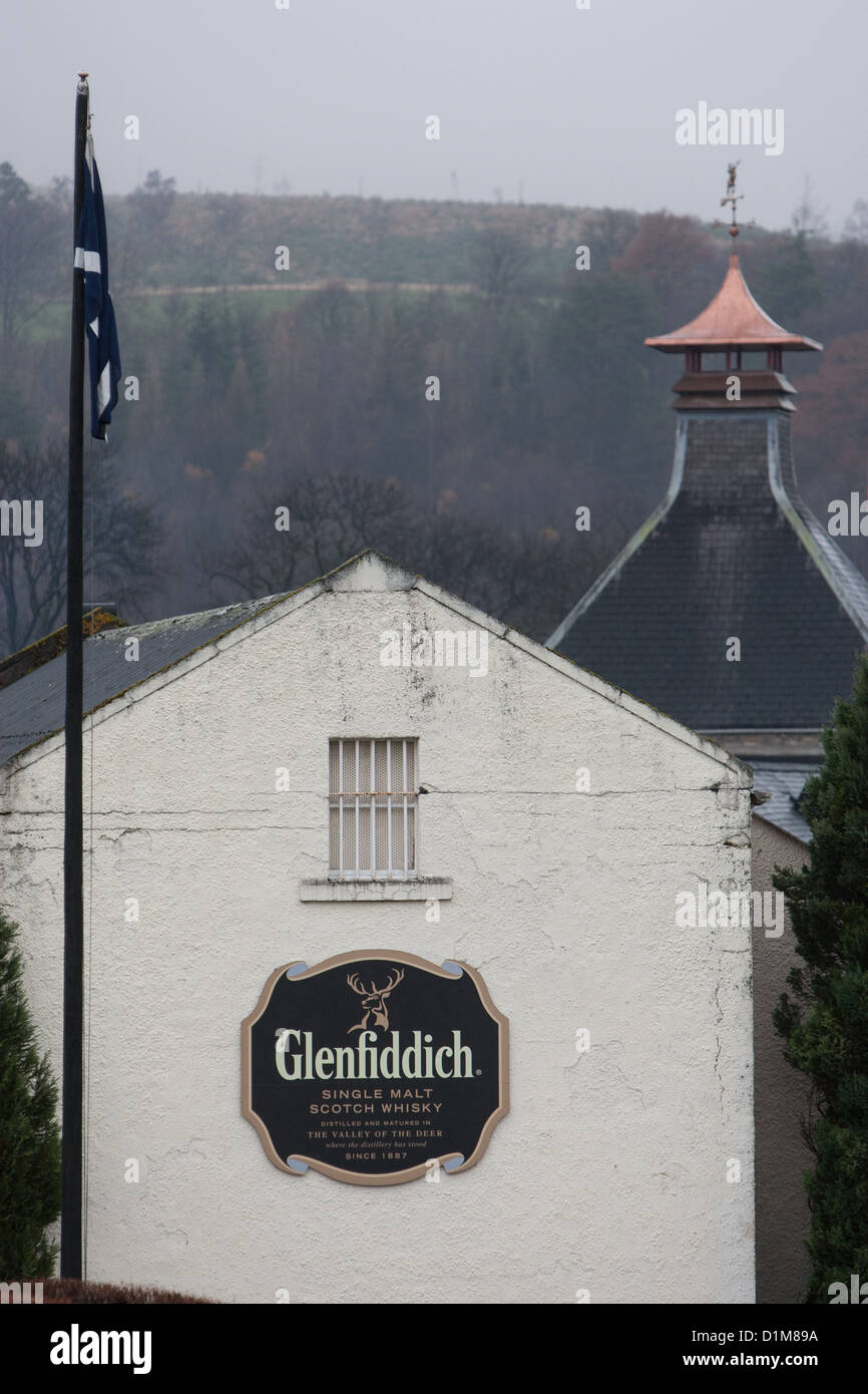 La distillerie de whisky de malt écossais Glenfiddich, à Dufftown, Morayshire, en Écosse. Banque D'Images