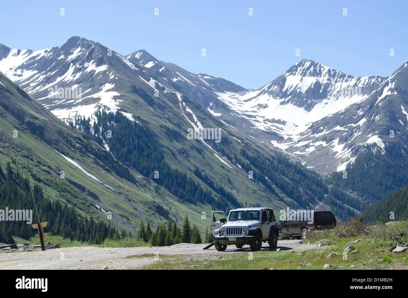 Pass ingénieur jeep tour passe à 12 500 m d'altitude entre Silverton et et Lake City Colorado dans les montagnes de San Juan Banque D'Images