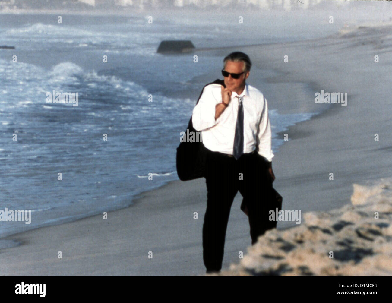 Bossa Nova Bossa Nova Antonio Fagundes Mary Ann lernt den von Frau senneur verlassenen Anwalt Pedro (Antonio Fagundes) kennen. Banque D'Images