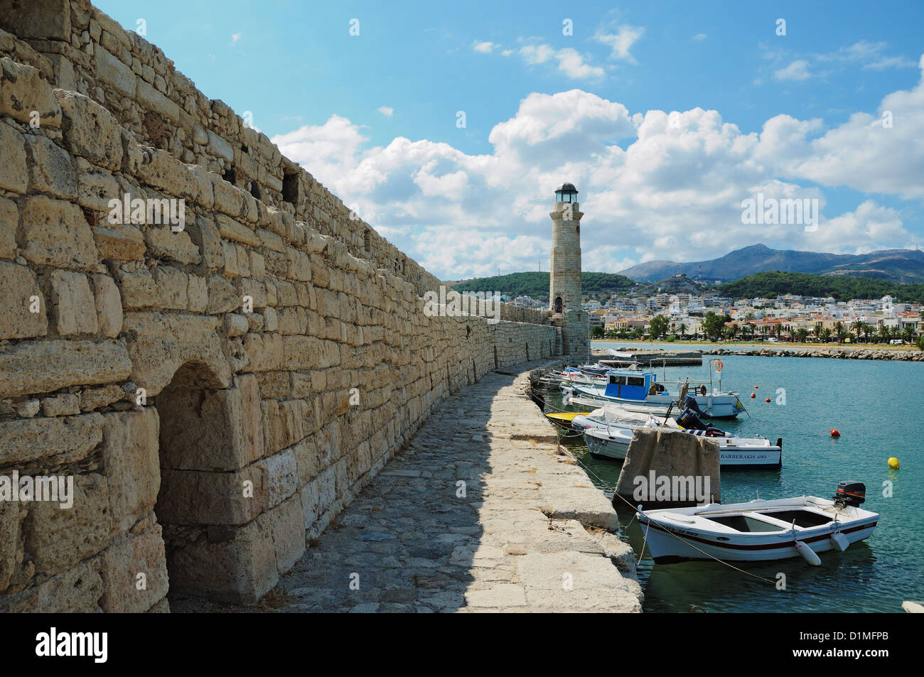 Le phare de l'ancien port de Rethymnon, Crète, Grèce Banque D'Images