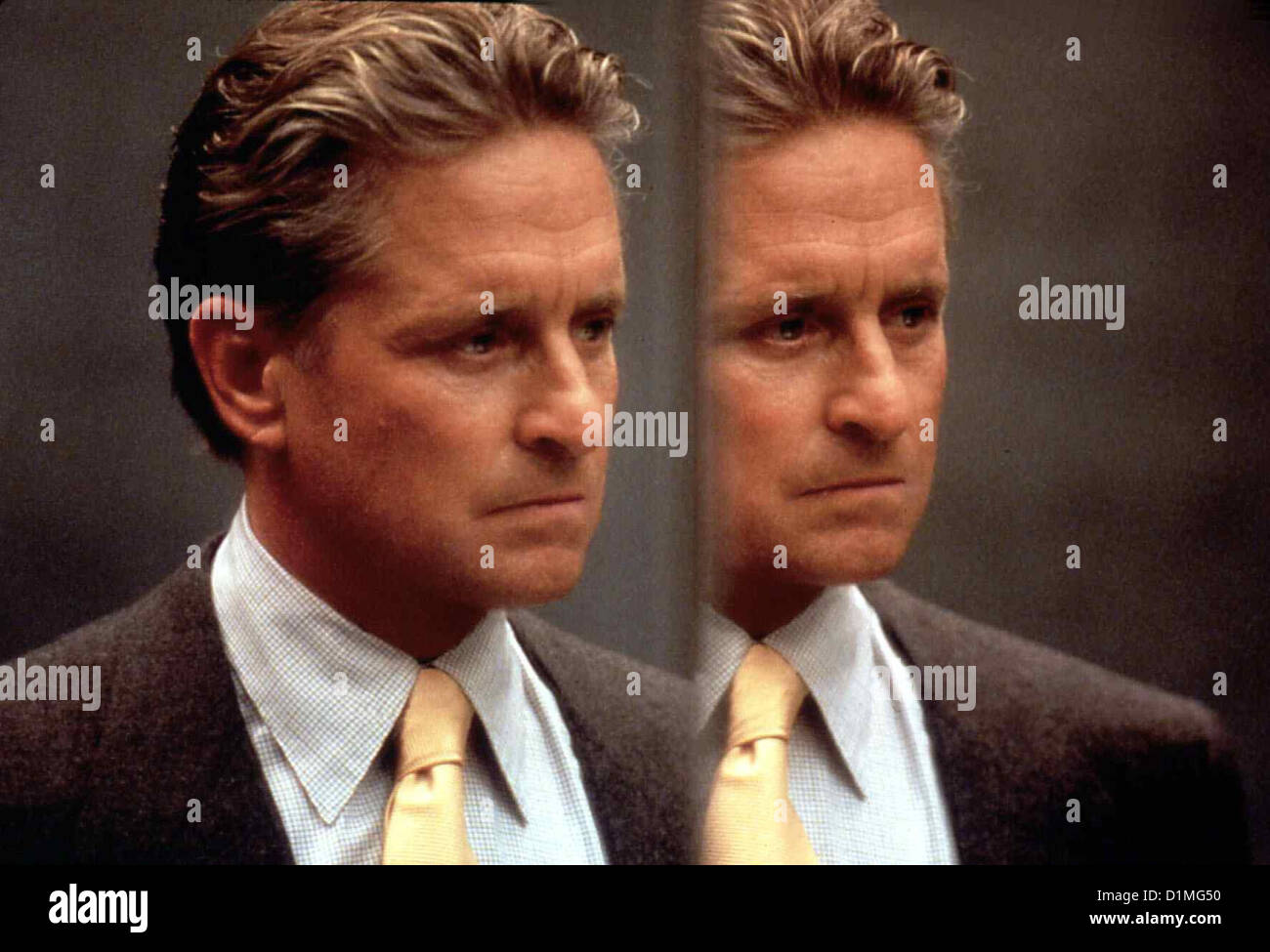 Le Jeu, Michael Douglas Der millionenschwere Finanzmagnat Nicholas Van Orton (Michael Douglas) hat sein Leben fest à Banque D'Images