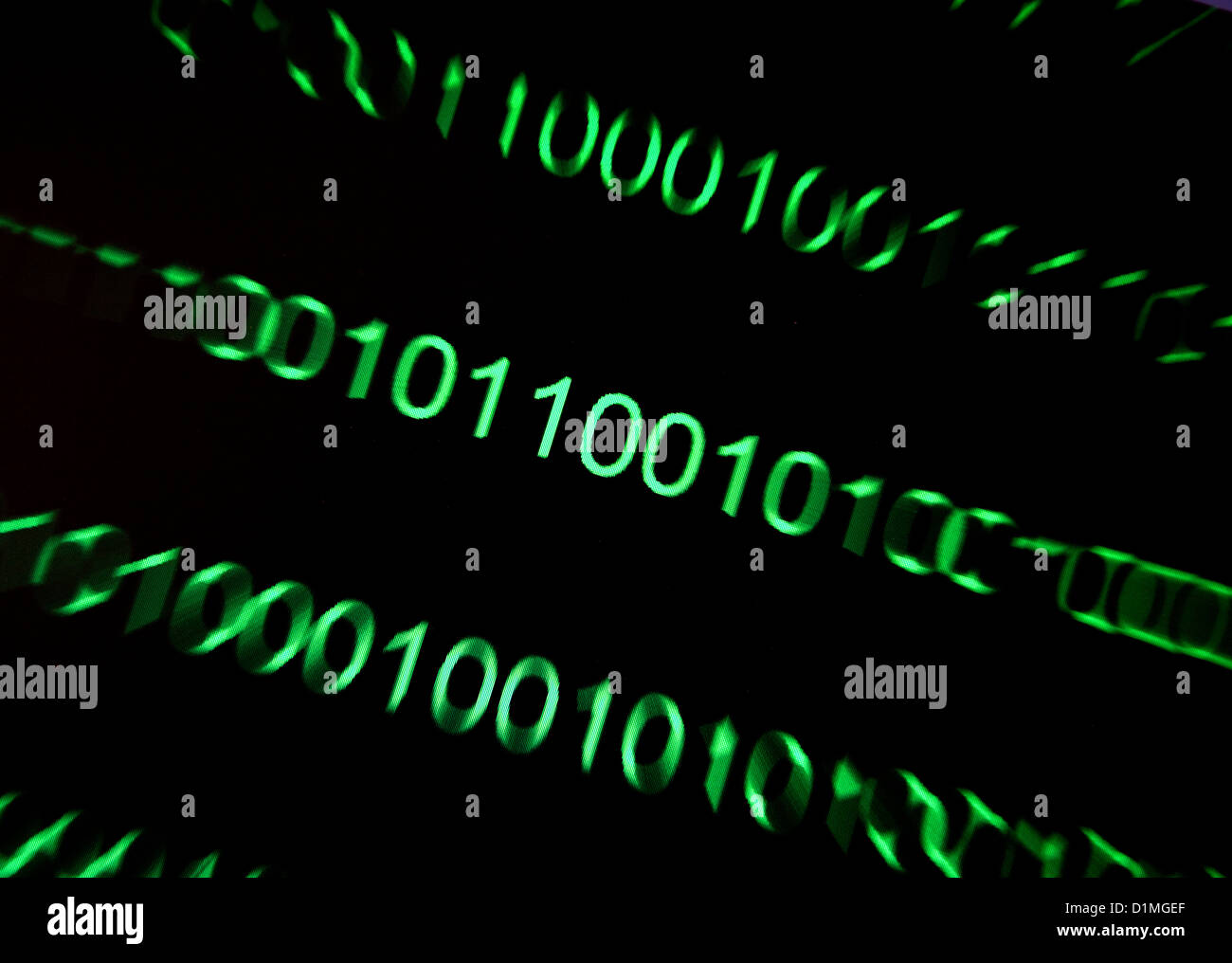 Représentation des numéros de code binaire sur l'écran d'ordinateur, Londres Banque D'Images