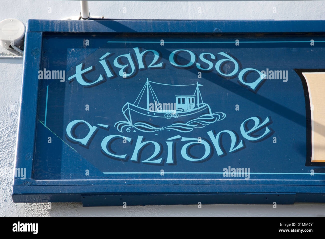 Pier Hotel Sign en gaélique ; île de Skye, Écosse, Royaume-Uni Banque D'Images