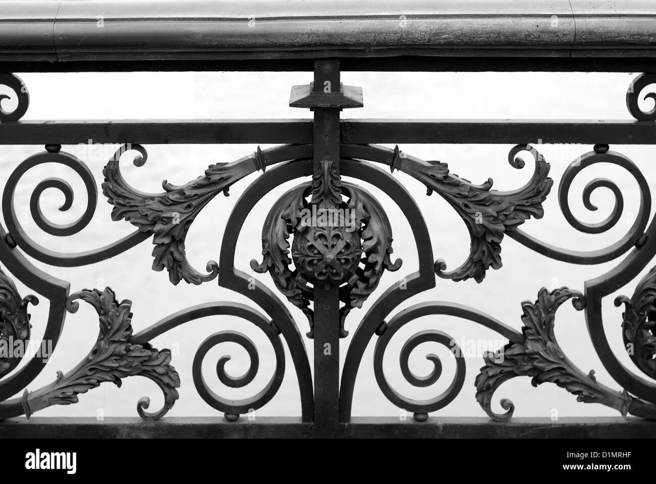 Garde-corps pont Design, Paris, France Banque D'Images