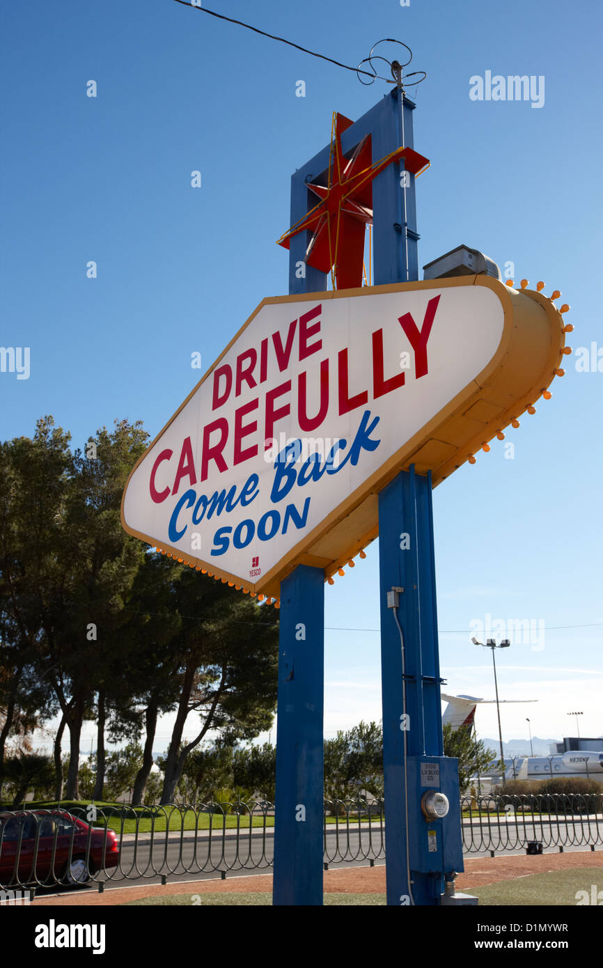 Conduire avec prudence revenir bientôt sur l'arrière de la bienvenue à Las Vegas NEVADA USA signe Banque D'Images