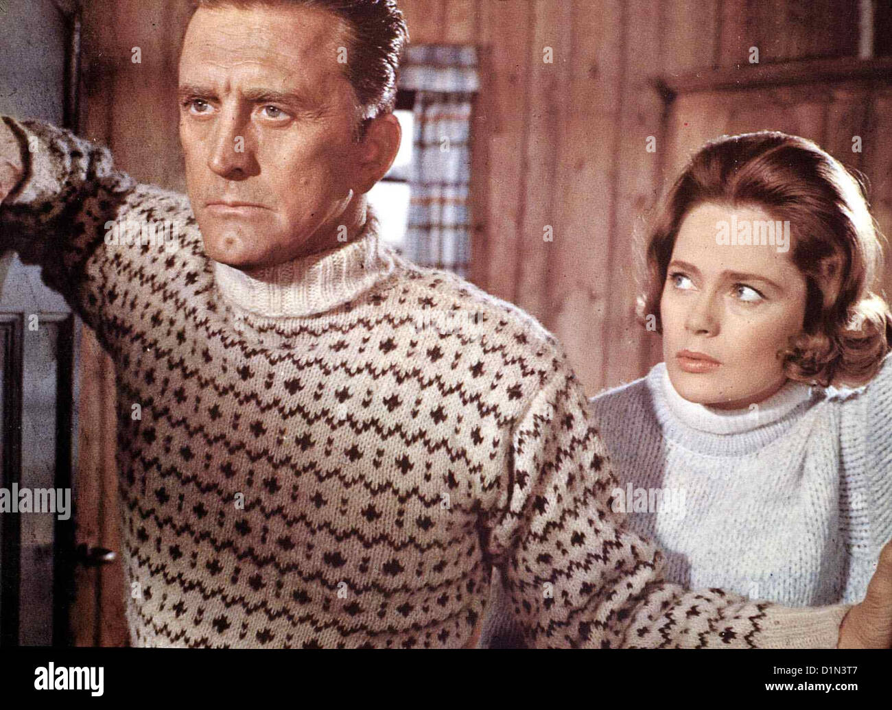 Kennwort 'Schweres Wasser' Heroes Telemark, Kirk Douglas, Ulla Jacobsson Pedersen gelingt die Flucht. Anna (Ulla Jacobsson) Banque D'Images