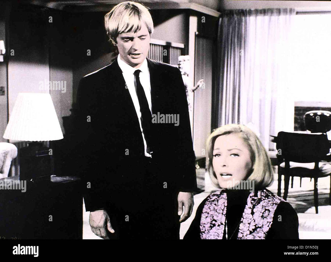 Stehle Wie Ich Die Welt Comment voler monde David McCallum, Eleanor Parker mourir U.N.C.L.E.-Agenten Illya Kuryakin (David Banque D'Images