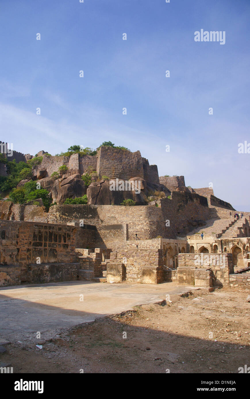 Citadelle massive ruines du fort Golconda, Hyderabad, Andhra Pradesh, Inde, Asie Banque D'Images