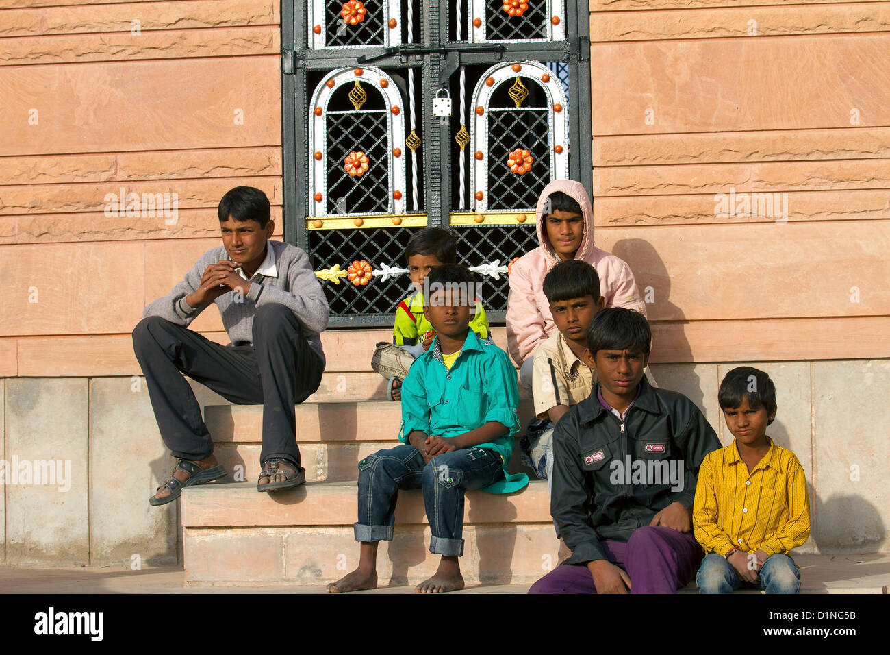 Les enfants du Rajasthan non identifiés Banque D'Images