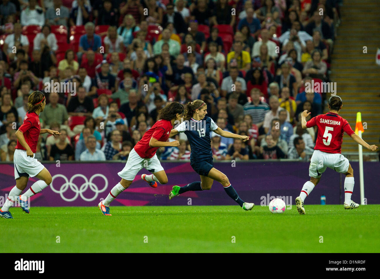 Alex Morgan (USA)-13-USA remporte l'or sur le Japon en femmes Football (soccer) aux Jeux Olympiques d'été, Londres 2012 Banque D'Images