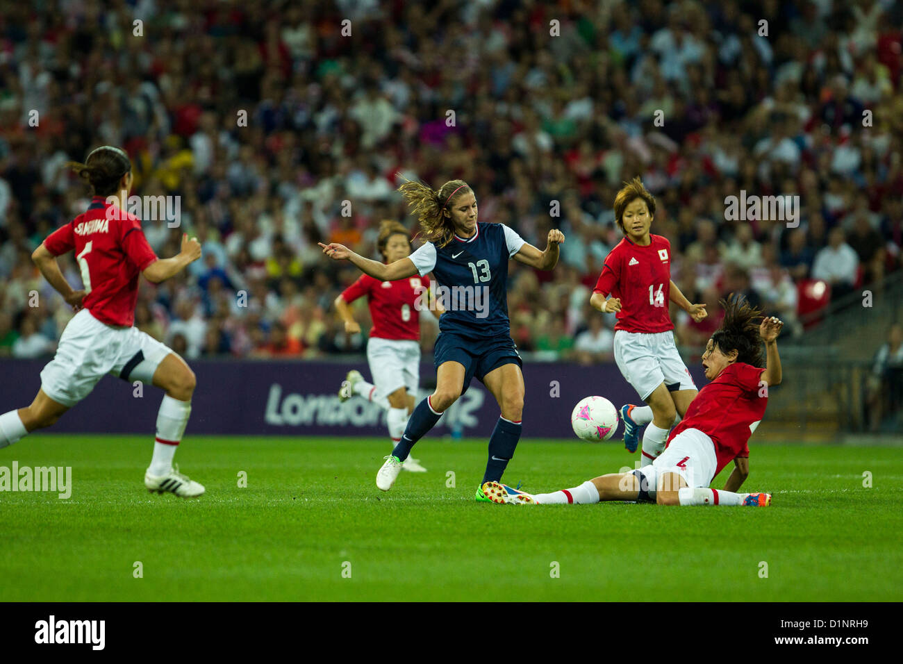 Alex Morgan (USA)-USA remporte l'or sur le Japon en femmes Football (soccer) aux Jeux Olympiques d'été, Londres 2012 Banque D'Images