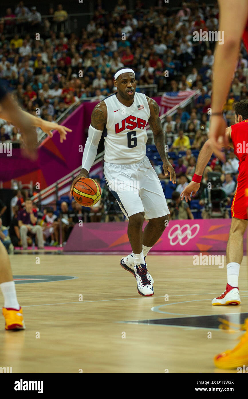 Lebron James (USA) qui se font concurrence sur la médaille d'or jeu de basket-ball aux Jeux Olympiques d'été, Londres 2012 Banque D'Images