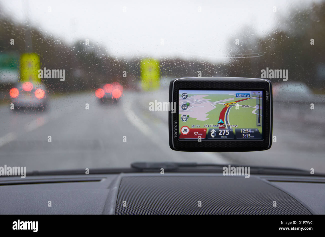 Sat Nav sur l'écran d'un véhicule, près de l'- Wilmslow Wilmslow Bypass (près de l'aéroport de Manchester). Banque D'Images