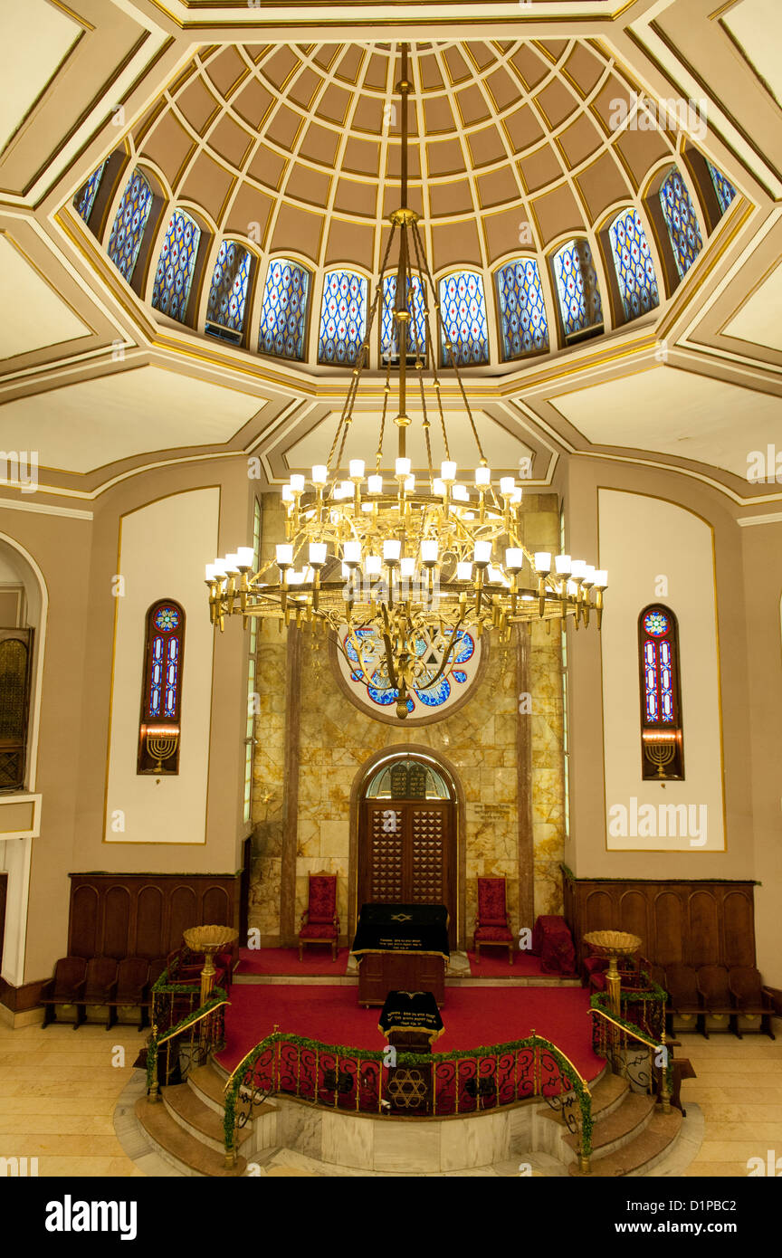 Les intérieurs de synagogue Neve Shalom, Beyoglu, Istanbul, Turquie Banque D'Images