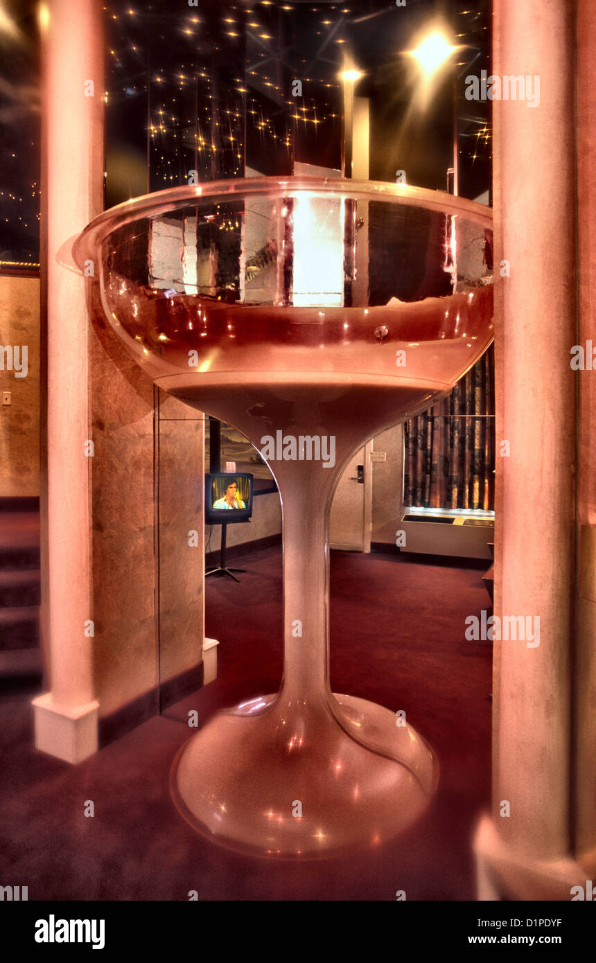 Le verre à champagne baignoire Pocono Resort Hotel & Conf Ctr Mpuntains Pennsylvania USA Banque D'Images