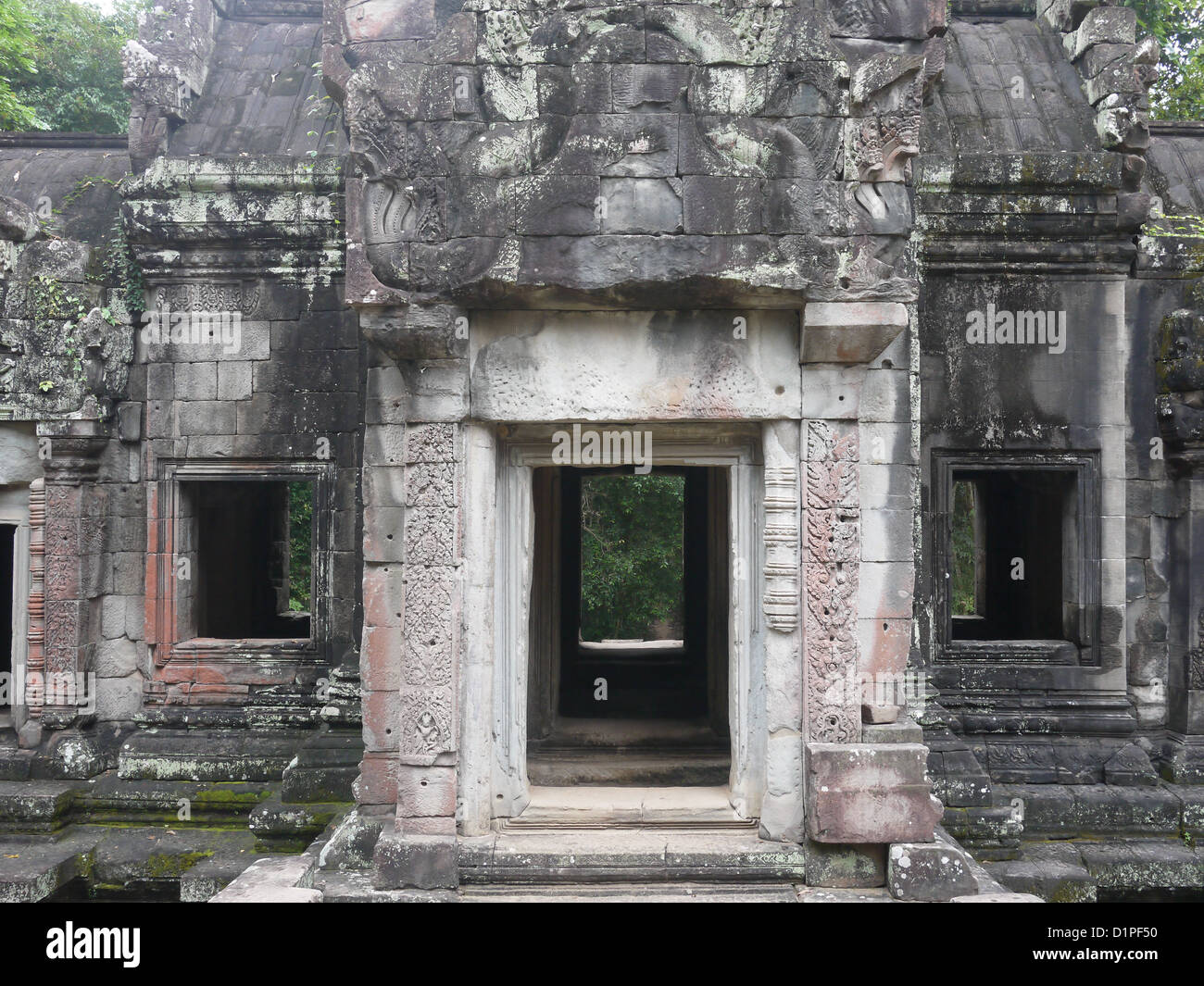 L'architecture ancienne les ouvertures de porte Banque D'Images