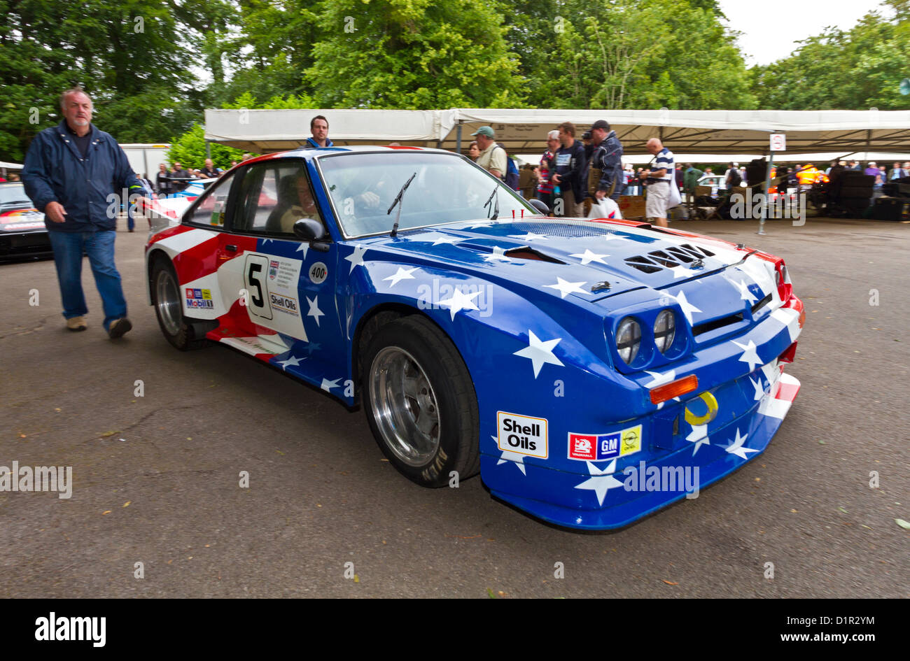 1986 Opel Manta 400 « Stars & Stripes' quitte le paddock au Goodwood Festival of Speed 2012, Sussex, UK. Banque D'Images