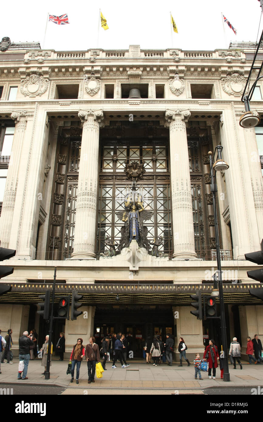 Grand magasin Selfridges VUES NOUVELLE SÉRIE ITV a appelé M. SELFRIDGE BASÉ SUR LA FONDATION DE L'SELFIDGES LONDON ENGLAND UK 03 Banque D'Images