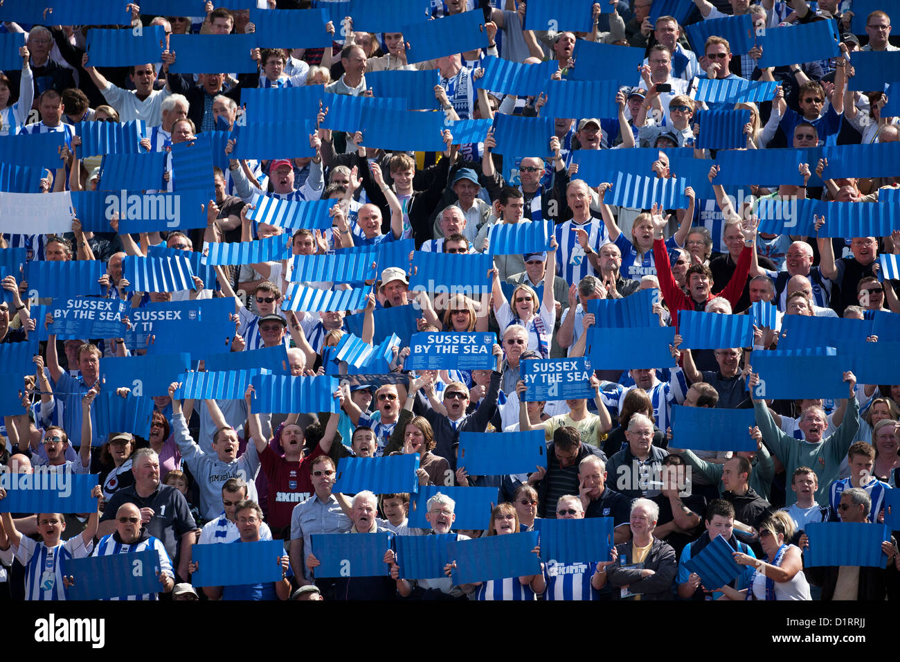 Brighton et Hove Albion fans au stade Withdean à Brighton. Banque D'Images