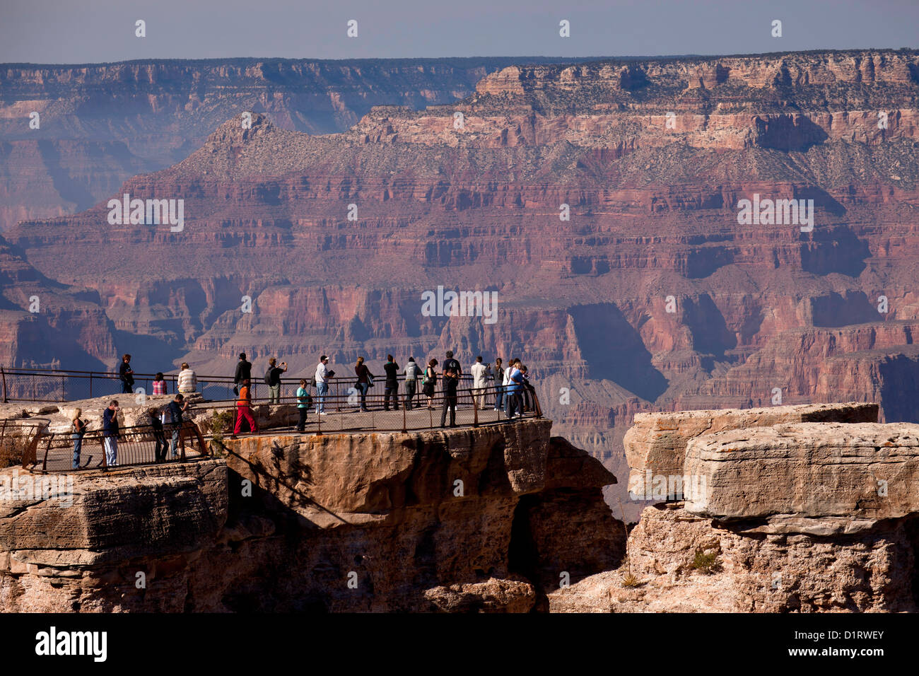 View point Mather Point près de Grand Canyon Village, le Parc National du Grand Canyon, Arizona, États-Unis d'Amérique, USA Banque D'Images