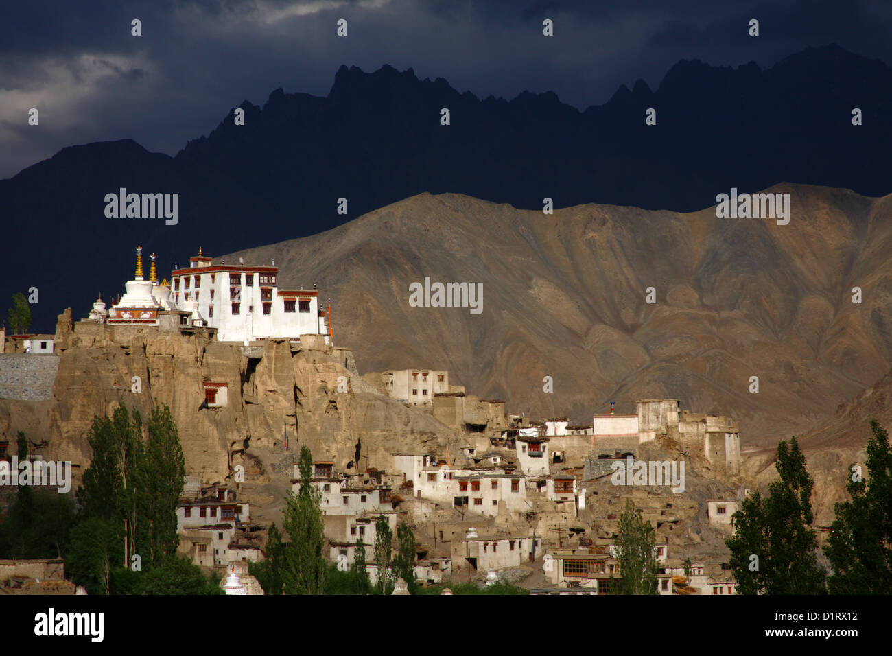 La chaleur rouge monastère secte au Ladakh Leh, Jammu-et-Cachemire etat Banque D'Images