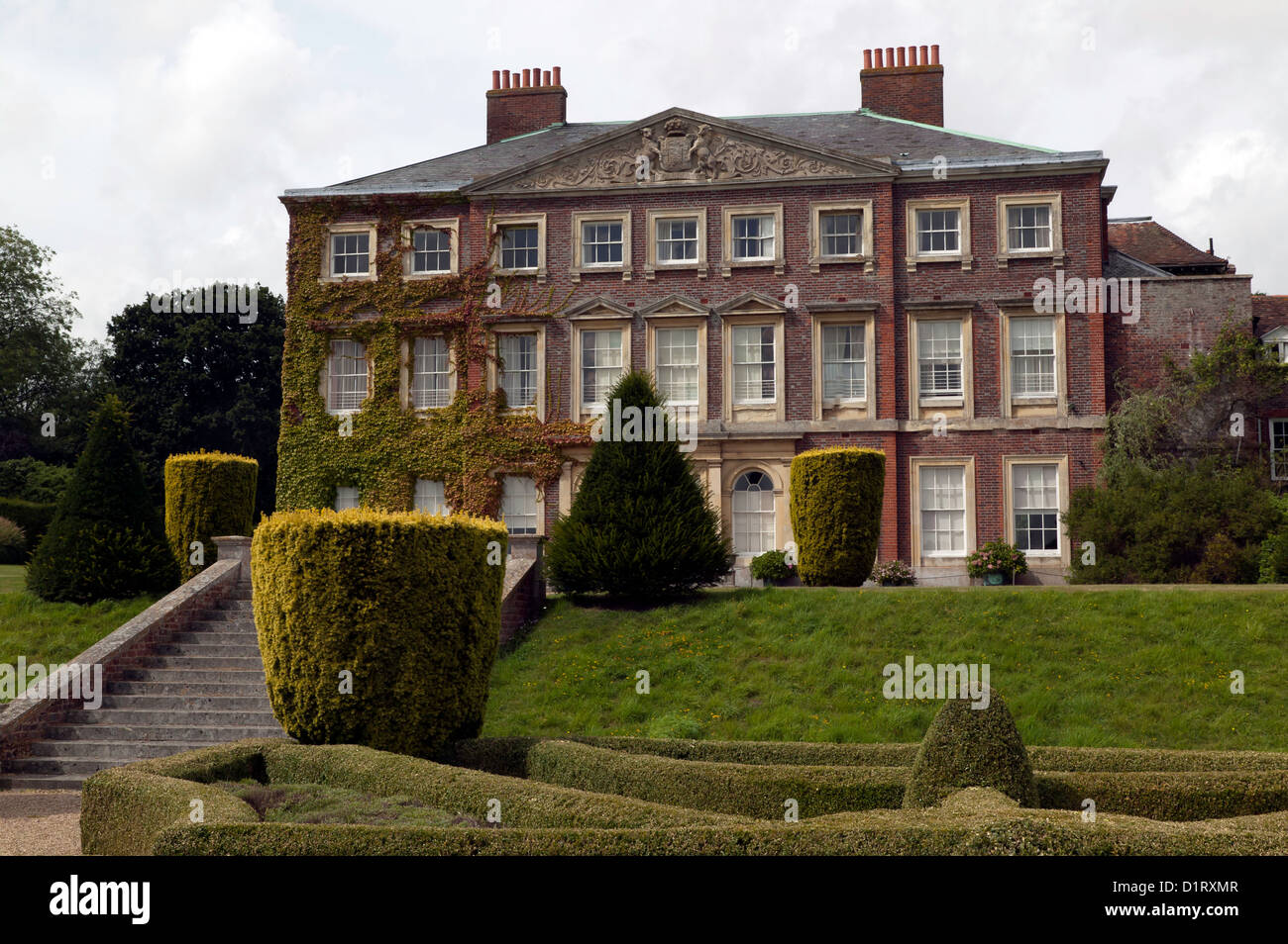 Avis de Goodnestone House, construite par l'omble de ponts en 1704. Actuellement administré par Margaret, la Lady Fitzwalter. Banque D'Images