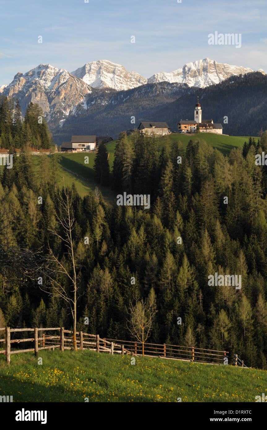 Pieve di Marebbe, Alto Adige, Italie Banque D'Images