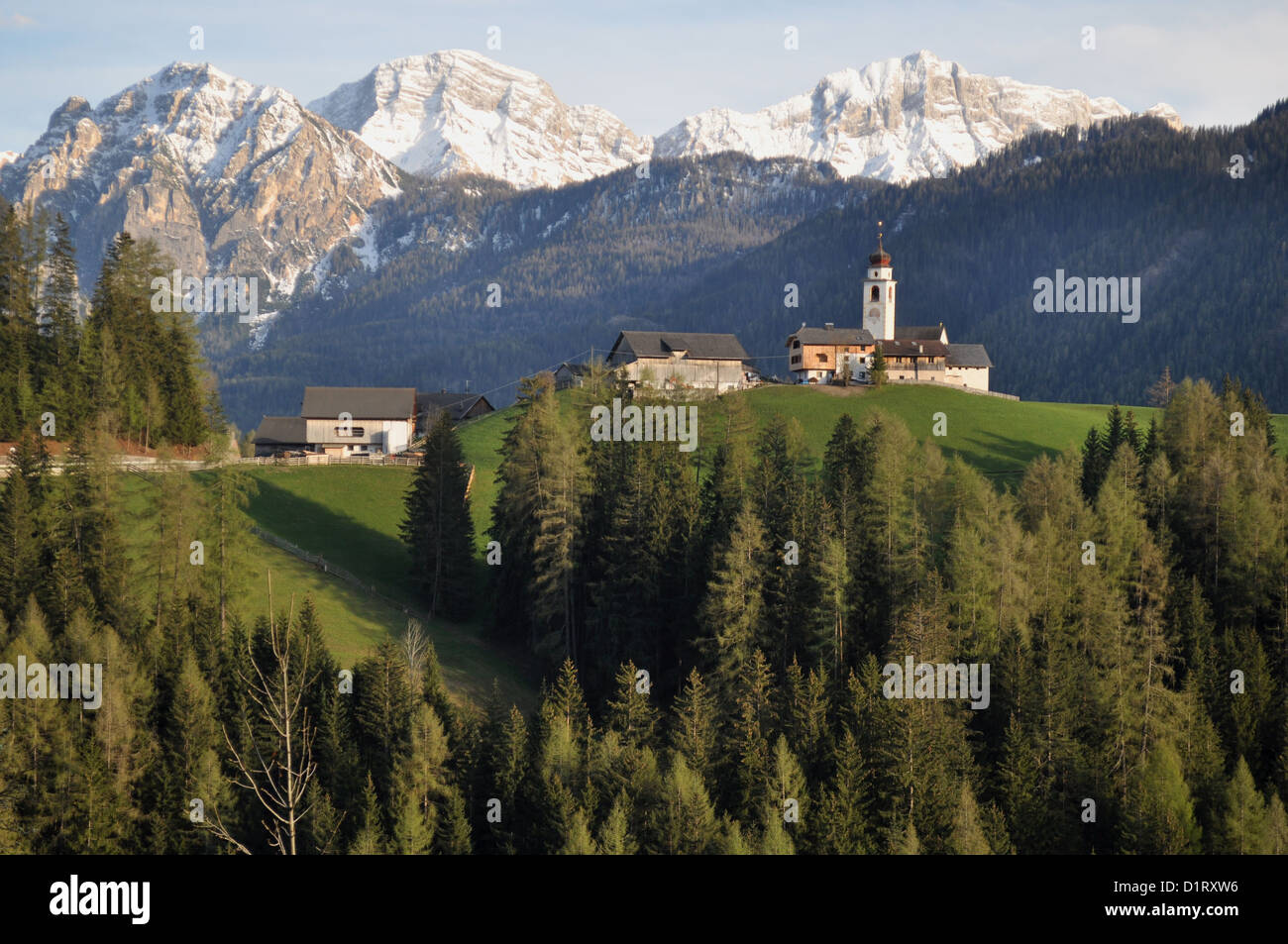 Pieve di Marebbe, Alto Adige, Italie Banque D'Images