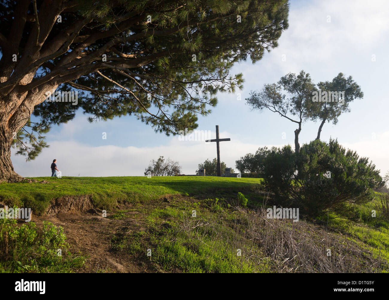 Survol Panorama de Ventura en Californie, du parc Croix Serra à Grant Park au-dessus de ville avec cross Banque D'Images