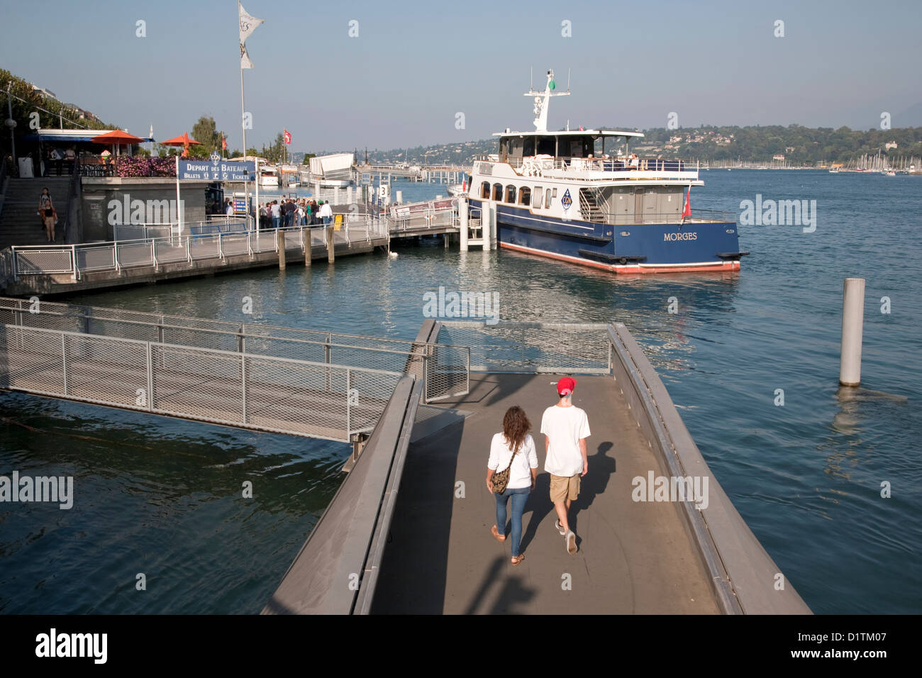 Bateau sur le lac de Genève, Suisse, Europe Banque D'Images