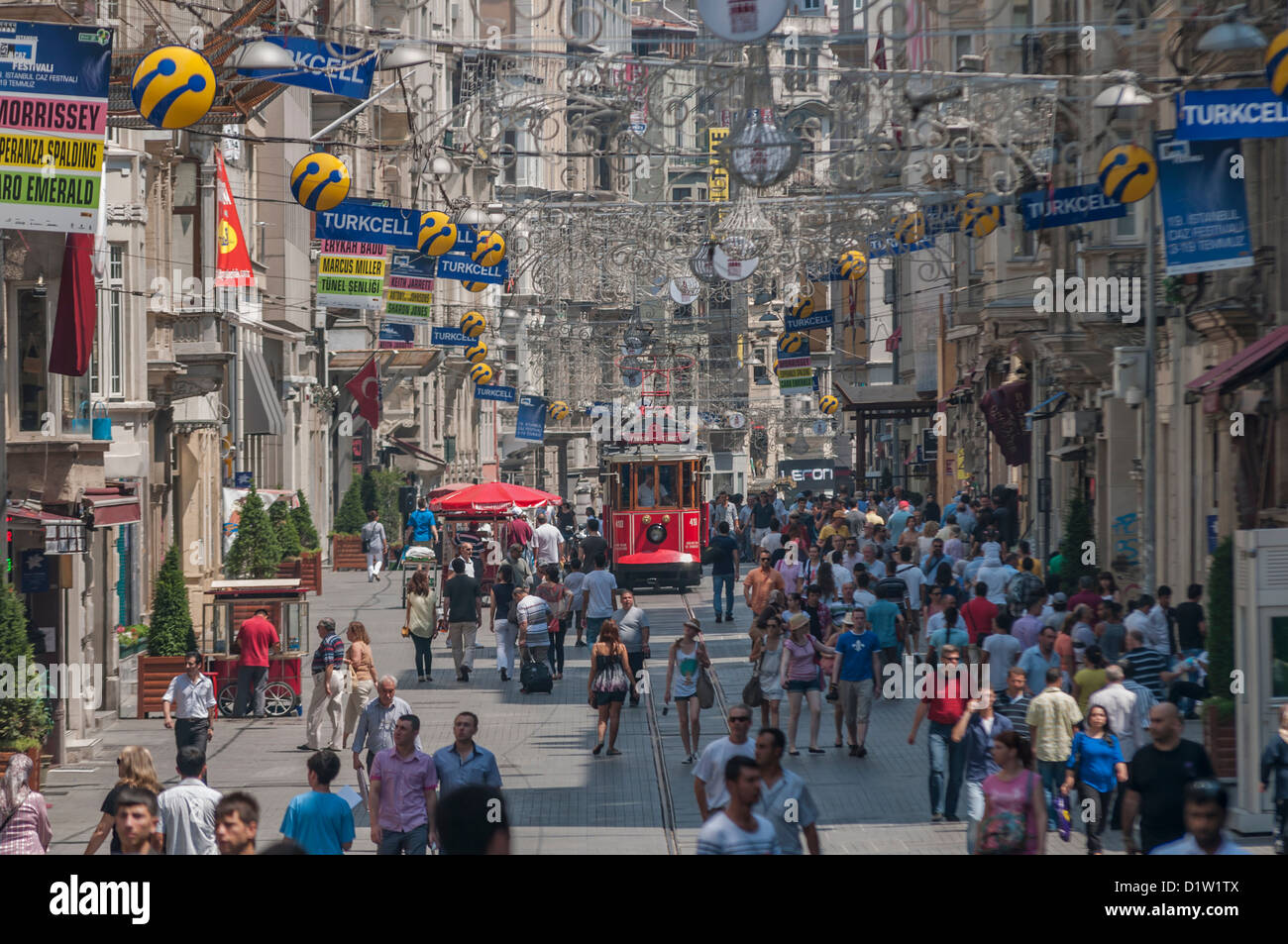 La rue Istiklal, Beyoglu, Istanbul, Turquie Banque D'Images