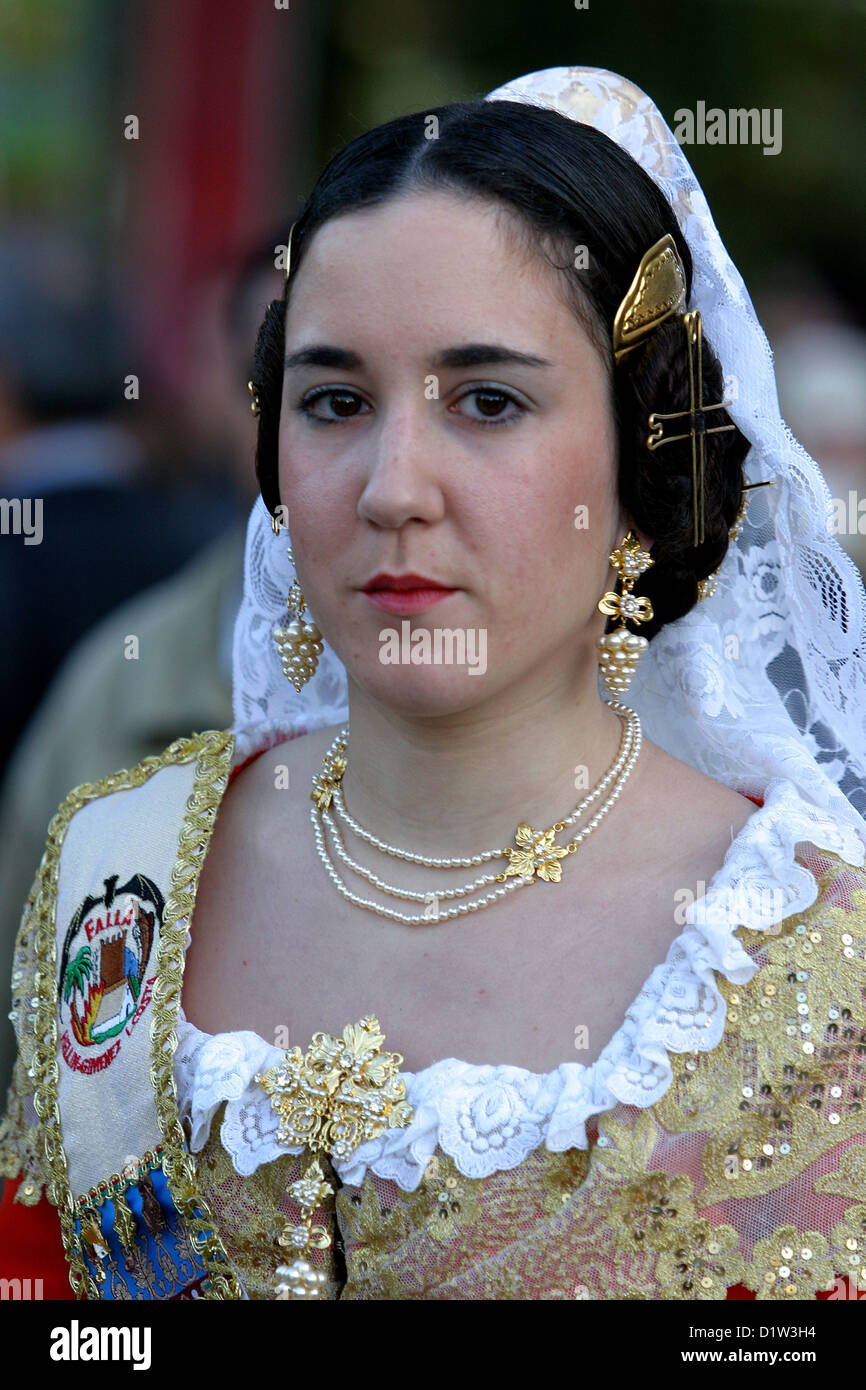 Femme, Las Fallas de Valence, Espagne Banque D'Images