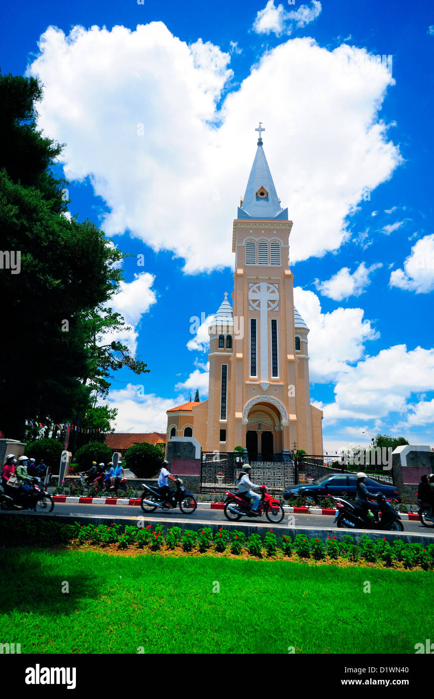 Dalat Cathédrale chrétienne, Dalat, Vietnam, Asie Banque D'Images