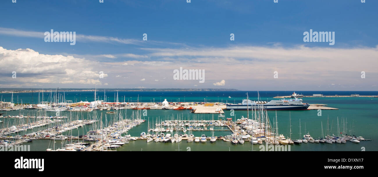 Palma de Mallorca, Majorque, Iles Baléares, Espagne. Vue panoramique sur le port. Banque D'Images