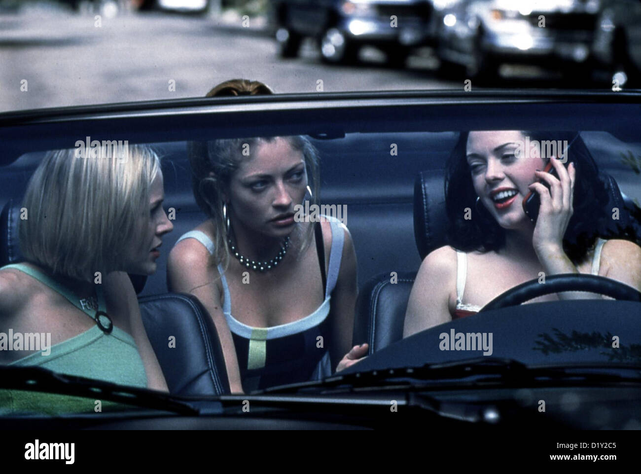 Der tod Zuckersuesse Jawbreaker Rose McGowan, Rebecca Gayheart, Julie Benz Die Freundinnen Courtney (Rose McGowan), Julie Banque D'Images