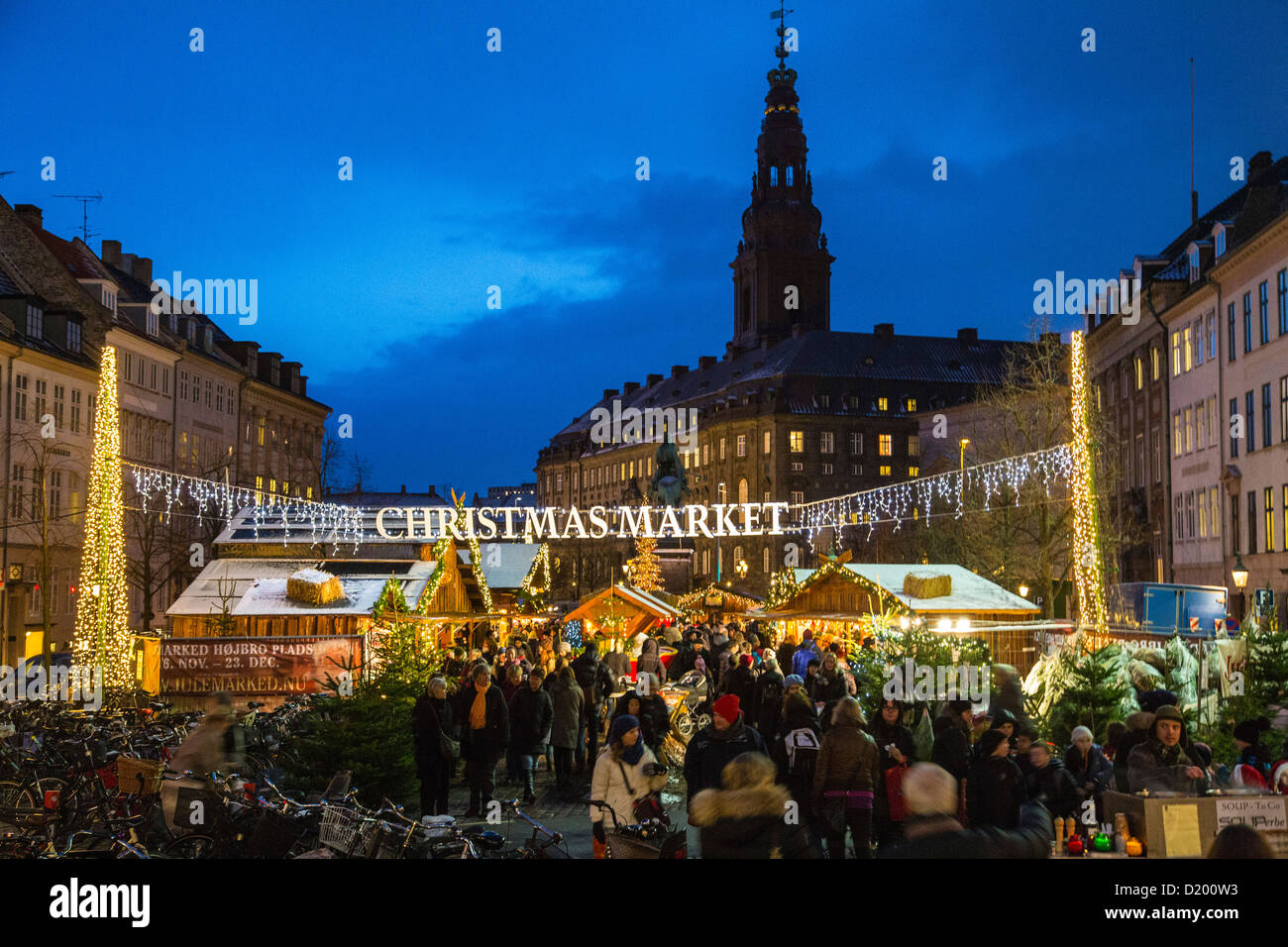 Marché de Noël dans le centre ville, sur Høbro Plads Square. Copenhague, Danemark, Europe. Banque D'Images