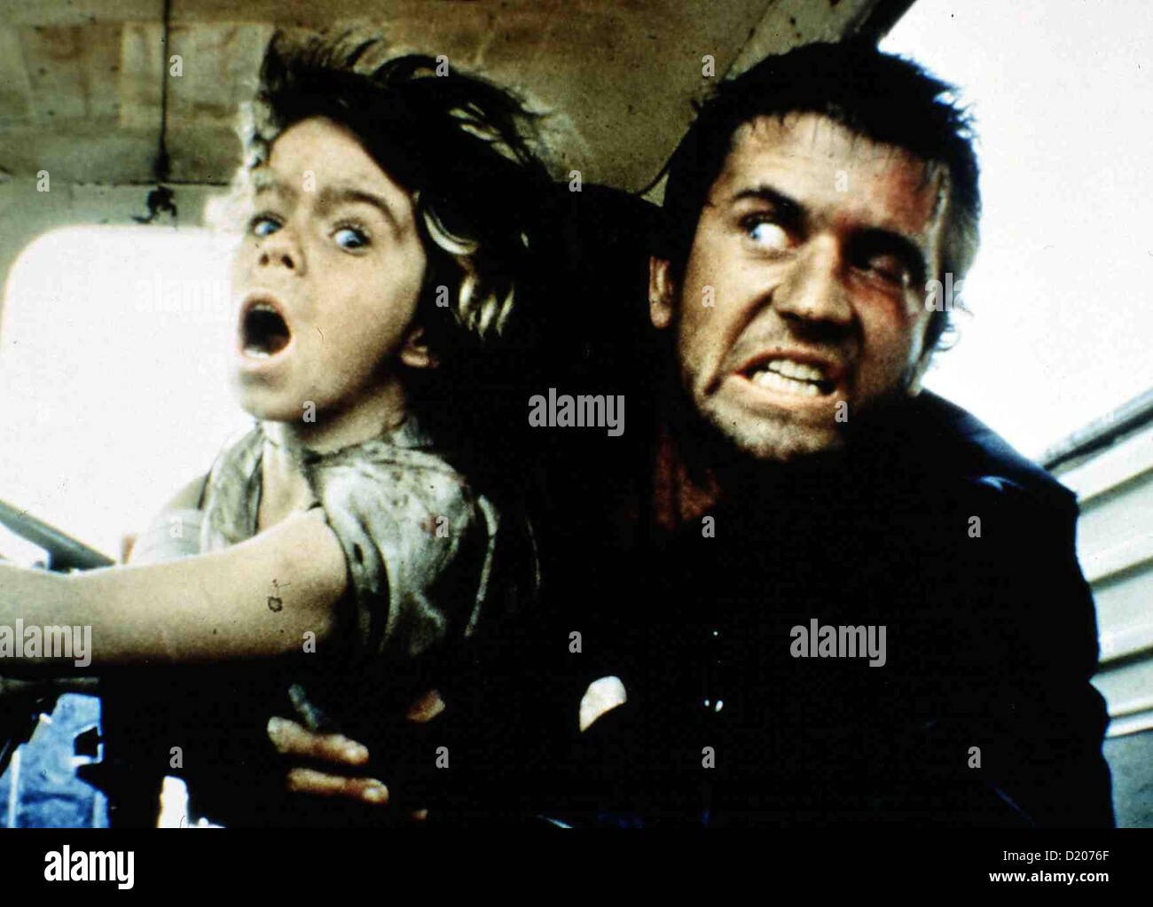 Mad Max II - Der Vollstrecker Mad Max II - Le Road Warrior Max (Mel Gibson (r)) *** légende locale *** 1981 -- Banque D'Images