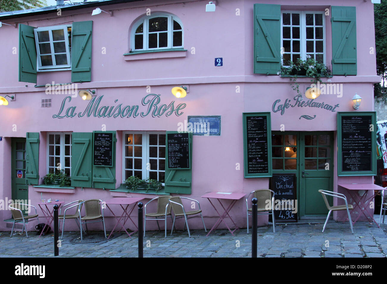 PARIS - 04 NOVEMBRE 2012 : La Maison restaurant Rose sur Montmartre à Paris. Banque D'Images