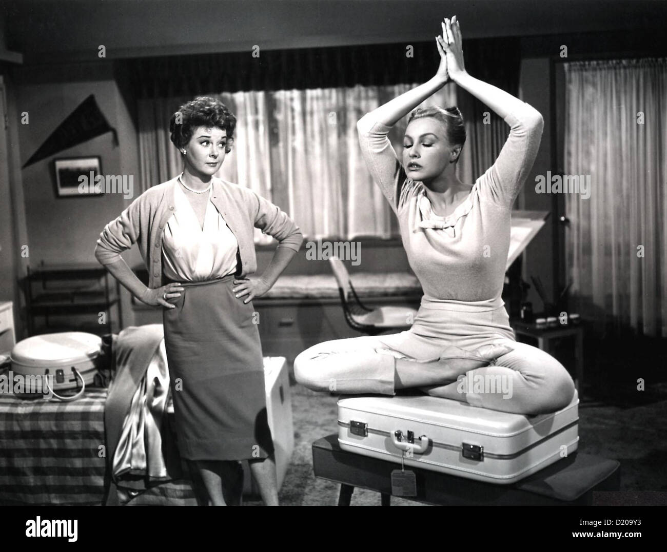 Ehekarussell Marriage-Go-Round, le Susan Hayward, Julie Newmar *** *** Légende Locale 1960 -- Banque D'Images